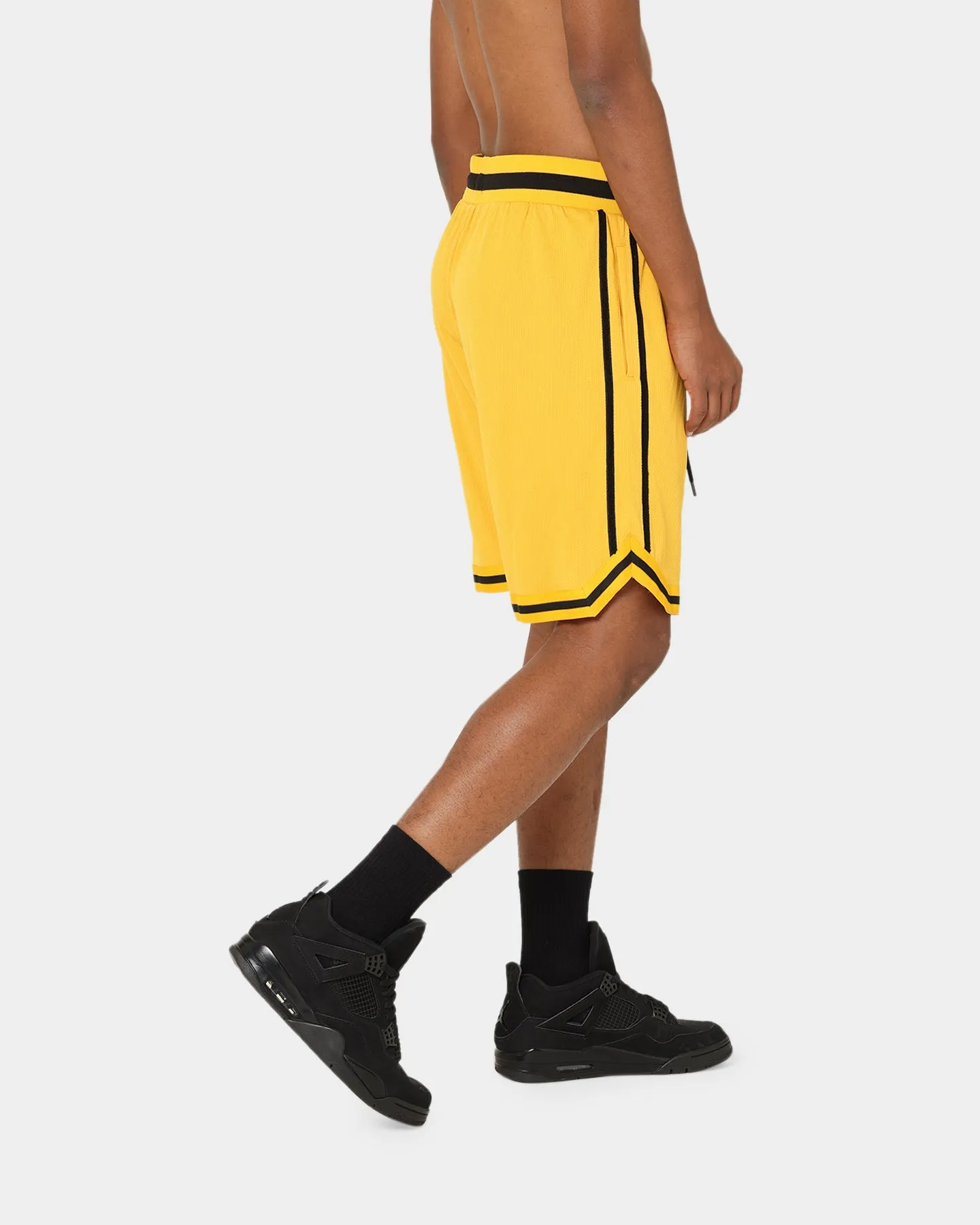 Carr?? Cours Basketball Shorts Yellow