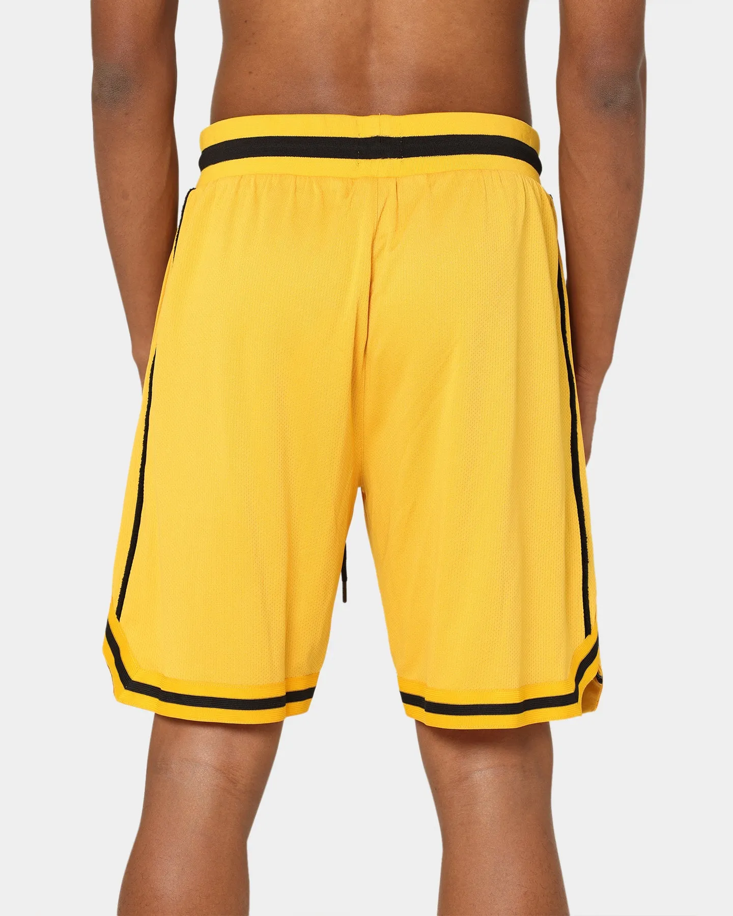 Carr?? Cours Basketball Shorts Yellow