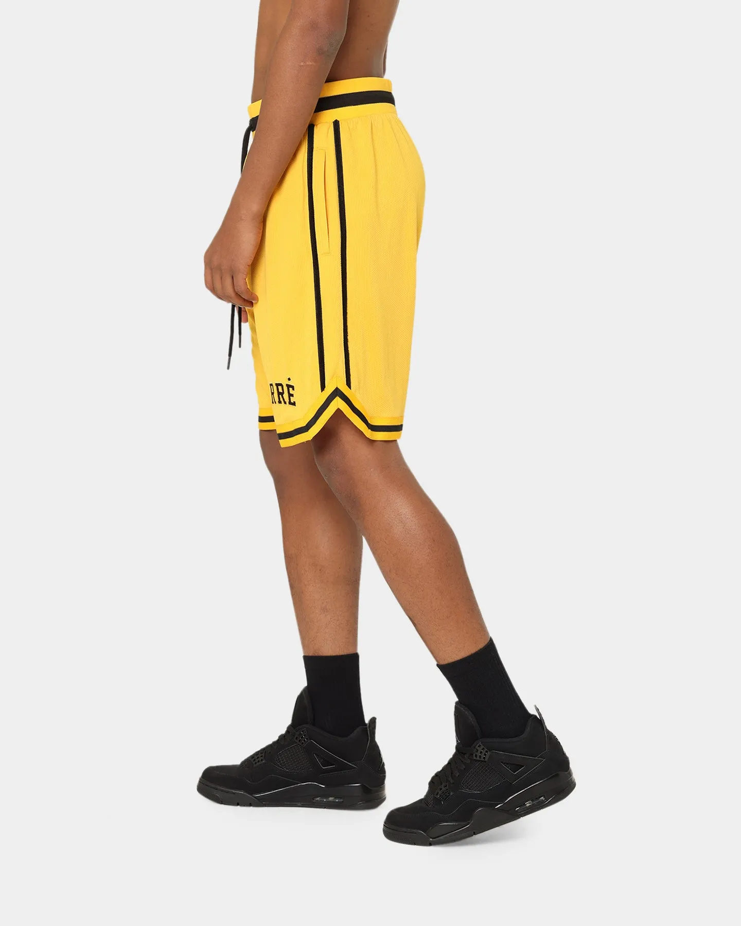 Carr?? Cours Basketball Shorts Yellow