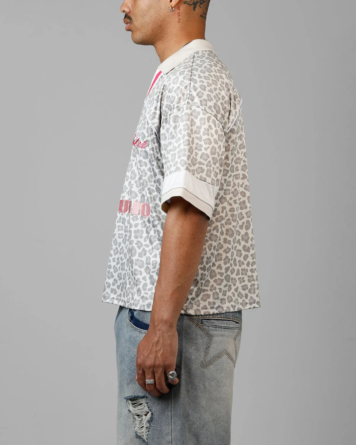 Loiter Art Studio United Jersey Snow Leopard