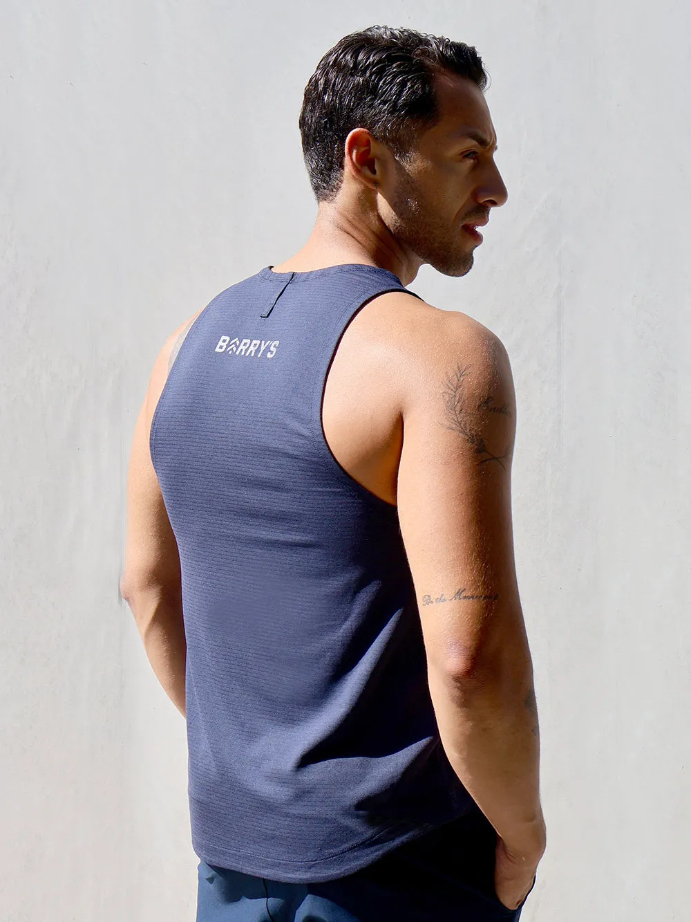 LULULEMON TRUE NAVY LICENSE TO TRAIN TANK