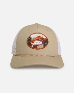 Nike Rise Structured Outdoor Trucker Snapback Desert Khaki