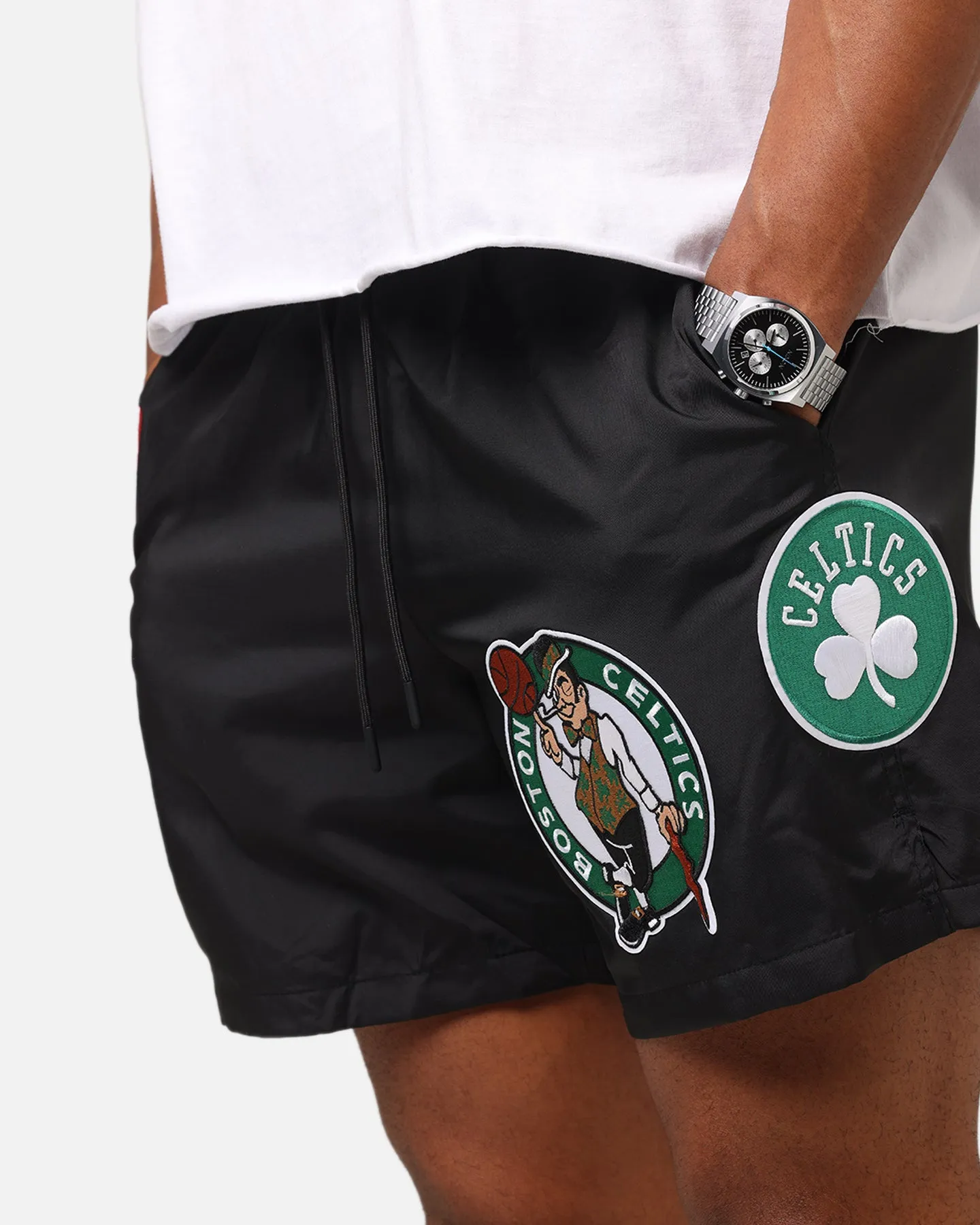 Pro Standard Boston Celtics Classic Woven Shorts Black